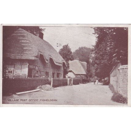 E270 FIGHELDEAN - VILLAGE POST OFFICE . PRINTED POSTCARD