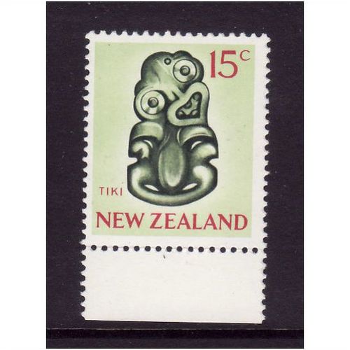 New Zealand 1968 15c Tiki Sg 874 u/m mint