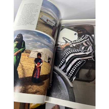 National Geographic Magazine Women of Arabia Vintage Collectable g