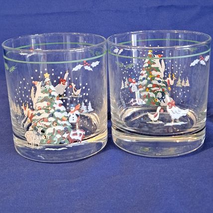 Lot 2 International COUNTRY CHRISTMAS OLD FASHIONED 8 oz Glass Farm 3 1/2"
