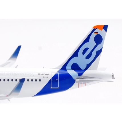AIRBUS A319-151N REG: D-AVWA WITH STAND - INFLIGHT 200 IF319HNEO 1/200
