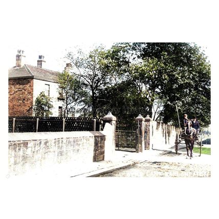 ptc8399 - Yorks' - Gent's Horse & Cab on Syke Lane, in Earlsheaton - print 6x4