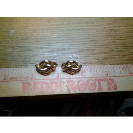 VINTAGE NAPIER GOLD TONE EARRINGS