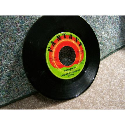 Creedence Clearwater Revival - Down On The Corner / Fortunate Son