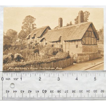 vintage postcard Ann Hathaway's House, Stratford on Avon