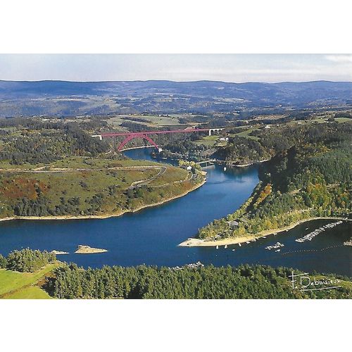 S662: Auvergne: The Garabit Viaduct over the Truyére (Cantal).