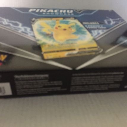 New Pokemon Pikachu Showcase Box - 31 Cards