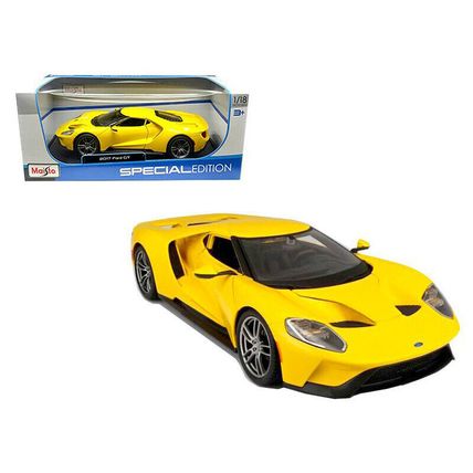 2017 Ford GT Yellow 1/18 Diecast Model Car by Maisto