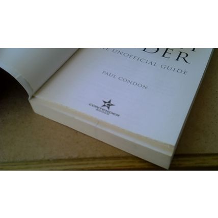 Six Feet Under: The Unofficial Guide. Paul Condon (Paperback) 2002