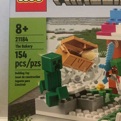 New Lego Minecraft The Bakery Set #21184 - 154 Pieces