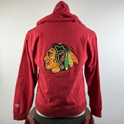 Chicago Blackhawks Old Time Hockey Embroidered Sewn Patch Hoodie Sweatshirt Med