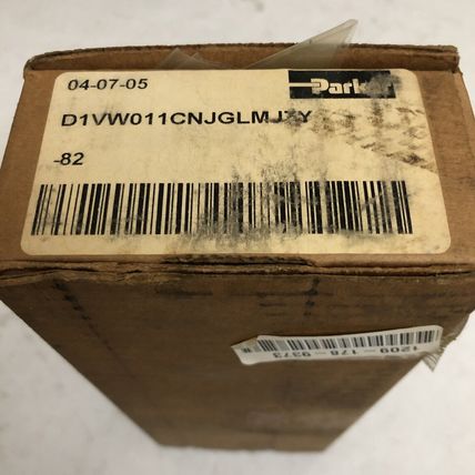 NEW PARKER D1VW011CNJGLMJ7Y HYDRAULIC DIRECTIONAL VALVE, 3000psi,CR
