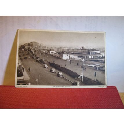 THE PIER & BANDSTAND, WORTHING, SUSSEX unused vintage postcard by Tuck. =