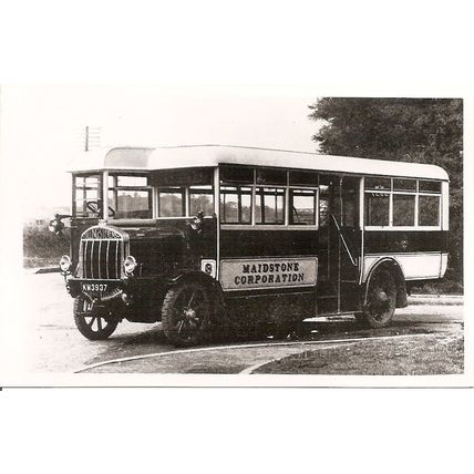 Black & White Photograph of Maidstone Corporation Transport - KM 3937