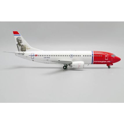 B737-300 NORWEGIAN AIR SHUTTLE REG: LN-KKQ - JC WINGS XX20178 1/200 - PRE ORDER