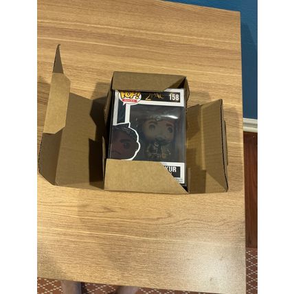 Funko Pop! Rocks - Tupac Shakur #158 Vinyl Figure (Box & Protector)