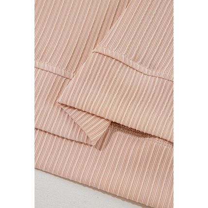 Jet Stream Textured Knit Round Neck Short Sleeve Top
