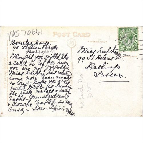 Harrogate Valley Gardens & Drive Yorkshire Postcard YKS70641