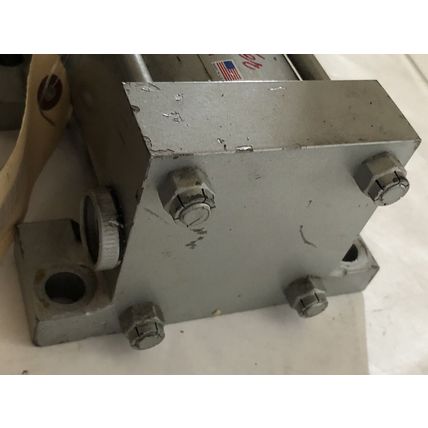NEW MILWAUKEE C16790 LHBD42 HYDRAULIC CYLINDER,BORE 3.25,STROKE 2.00,1450 PSI,AR