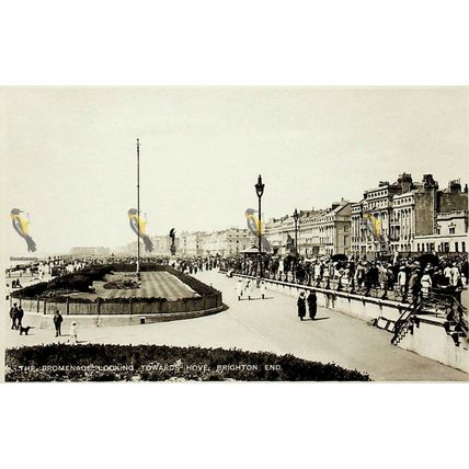 Promenade Looking Towards Hove, Brighton End, Sussex, Postcard