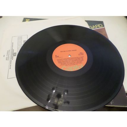 Merle Haggard - The Very Best of - 1972 - 12" Vinyl LP - Capitol - E ST 23234