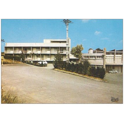 12 - Sauveterre de Rouergue - maison de retraite