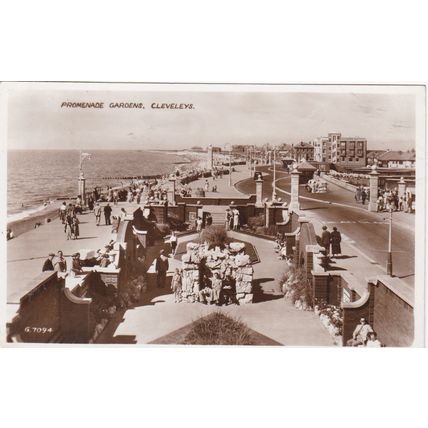 A756 CLEVELEYS -PROMENADE GARDENS