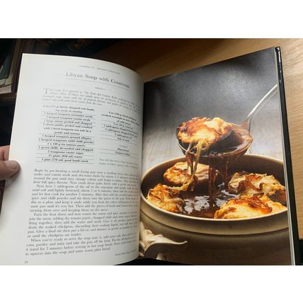 1995 "DELIA SMITH'S WINTER COLLECTION" COOKERY RECIPES 1.1kg HARDBACK BOOK (P6)