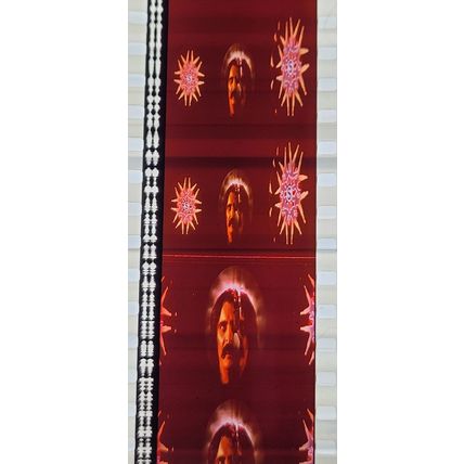 Alice Cooper. Pk MTP -BGs - A008h . 1 STRIP OF 5 - 35MM FILM CELLS.