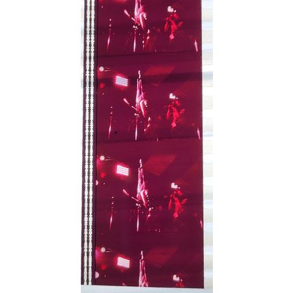 ALICE COOPER. Pk MTP - B047u . 1 STRIP OF 5 - 35MM FILM CELLS.