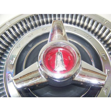 1966 PLYMOUTH SATELLITE 14" SPINNER HUBCAP OEM
