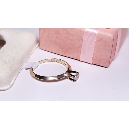 Estate .16ct Natural Diamond Solitaire 14Kt YG knife edge Engagement Ring #20948