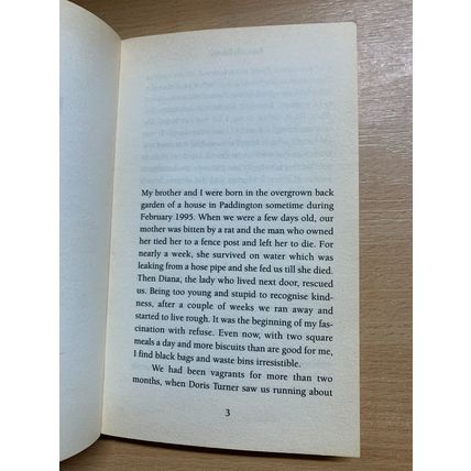 1999 ROY HATTERSLEY "BUSTER'S DIARIES" PAPERBACK BOOK (P2)