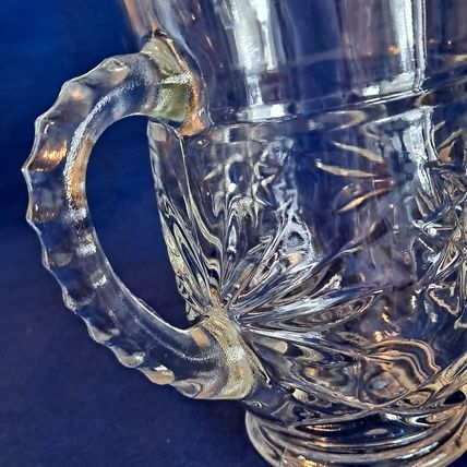 Vintage Anchor Hocking PRESCUT CLEAR PINT PITCHER Early America Star of David