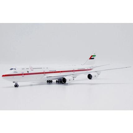 B747-8 ABU DHABI AMIRI FLIGHT REG: A6-PFA WITH ANTENNA - JC WINGS LH4354 1/400