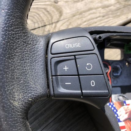 04-13 Volvo S40 C30 C70 V50 Steering Wheel 31255849