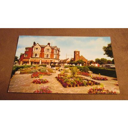 1960s Postcard - Connaught Avenue, Frinton-On-Sea - Tendring, Essex