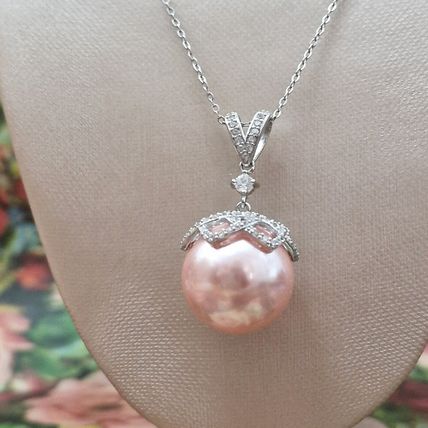 Haliotis Asinina Pink Pearl & Zircon Pendant & 18" Chain Rhodium on 925 Silver