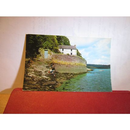 DYLAN THOMAS'S HOUSE, LAUGHARNE, CARMARTHENSHIRE, WALES used postcard 1980 pm =