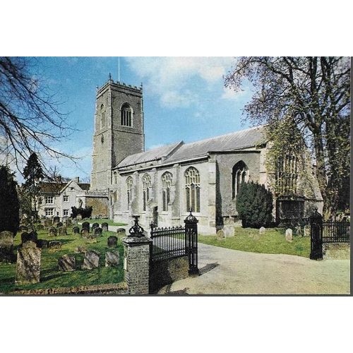 Framlingham, Suffolk - St. Michael's Church - Dixon postcard c.1970s