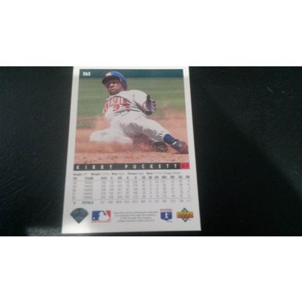1993 Upper Deck Card # 565 Kirby Puckett Excellent (5) Minnesota Twins
