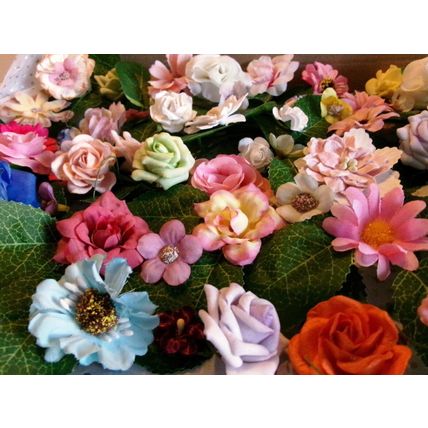 50 Mixed Artificial Silk Flowers & 50 leaves Wedding Arts Crafts 2 to 7 cm