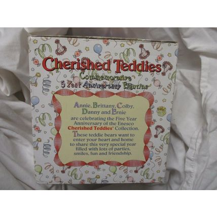 Cherished Teddies Strike Up The Band and Give Five Cherished Years A Hand 205354