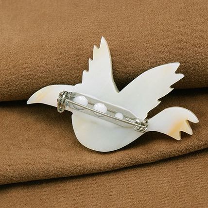Exquisite Handmade "Bird of Paradise" Natural Shell Brooch/ Pin