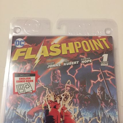 NEW DC Comics Flashpoint Comic / MacFarlane Flash Figure Page Punchers