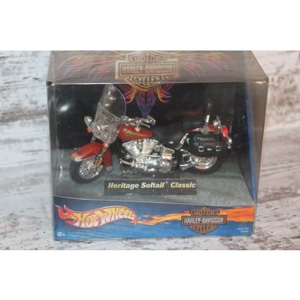 HARLEY DAVIDSON Lovers Gift HERITAGE SOFTAIL CLASSIC MOTORCYCLE TOY HOTWHEELS