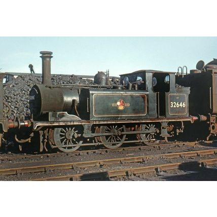 pu2617 - Hampshire - Engine No.32646 at Eastleigh Shed - print 6x4