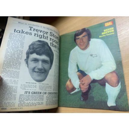 GOAL MAGAZINE #218 4 NOV 1972 UK FOOTBALL MAGAZINE - SUNDERLAND TEAM POSTER (LL)