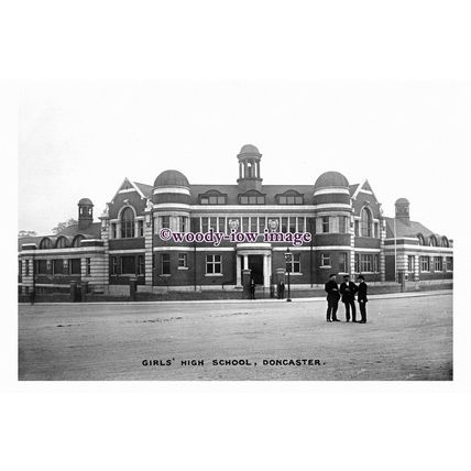 pu2908 - Doncaster - Men outside Waterdale Girl's High School - print 6x4