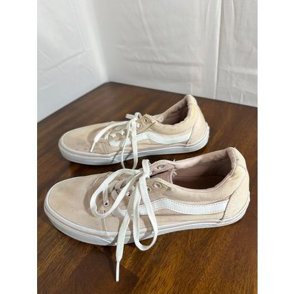 Vans Women’s Shoes – Size 10M – Classic & Stylish